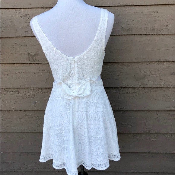☀️☀️☀️ 4/$20 Bethany Mota lace cutout dress! - Picture 5 of 6